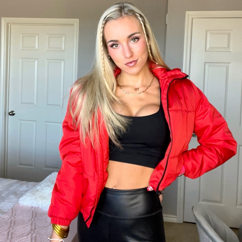 Wild Fable Vibrant Red Puffer Jacket Size XS ✨♥️